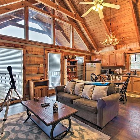 Sevierville Cabin With Private Hot Tub And Fireplace! エクステリア 写真