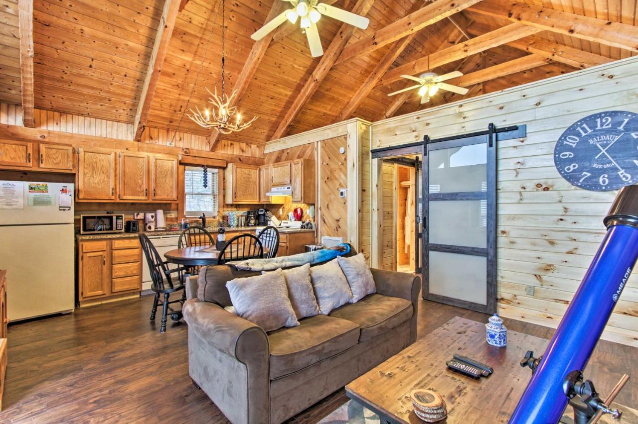 Sevierville Cabin With Private Hot Tub And Fireplace! エクステリア 写真