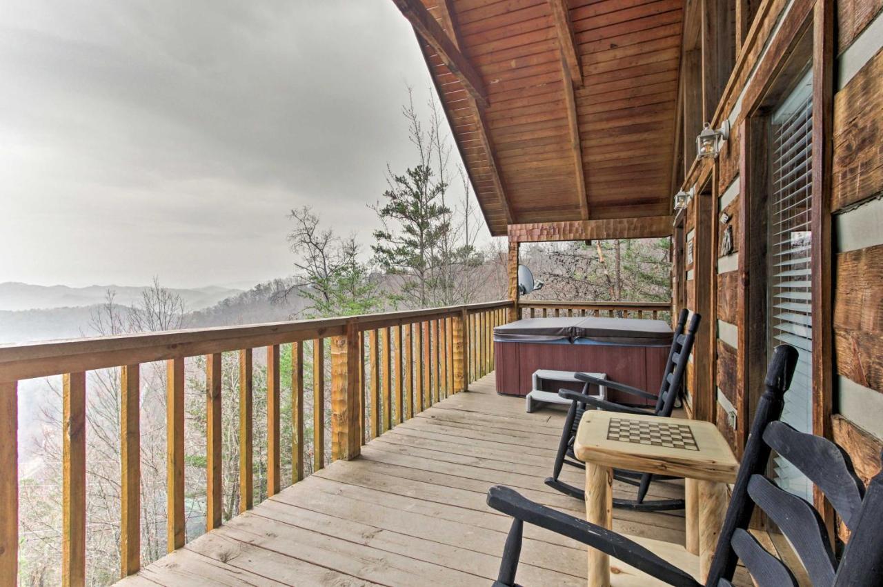 Sevierville Cabin With Private Hot Tub And Fireplace! エクステリア 写真